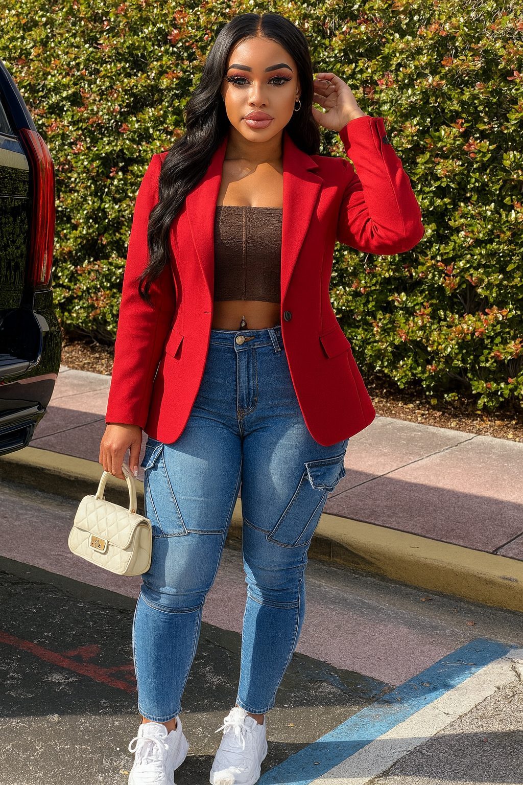 Street Royalty: Redefined Curvy Jeans with Pockets